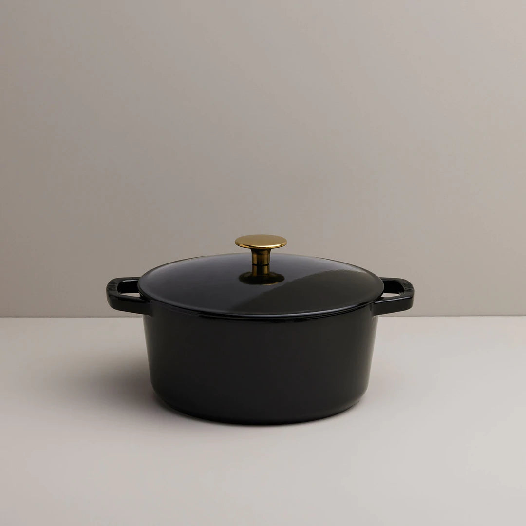 Recycled Cast Iron Dutch Oven